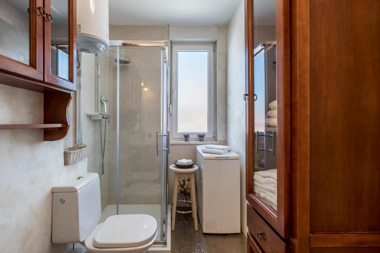 스플리트 Seaside Penthouse With Hot Tub Sky Living 아파트 외부 사진