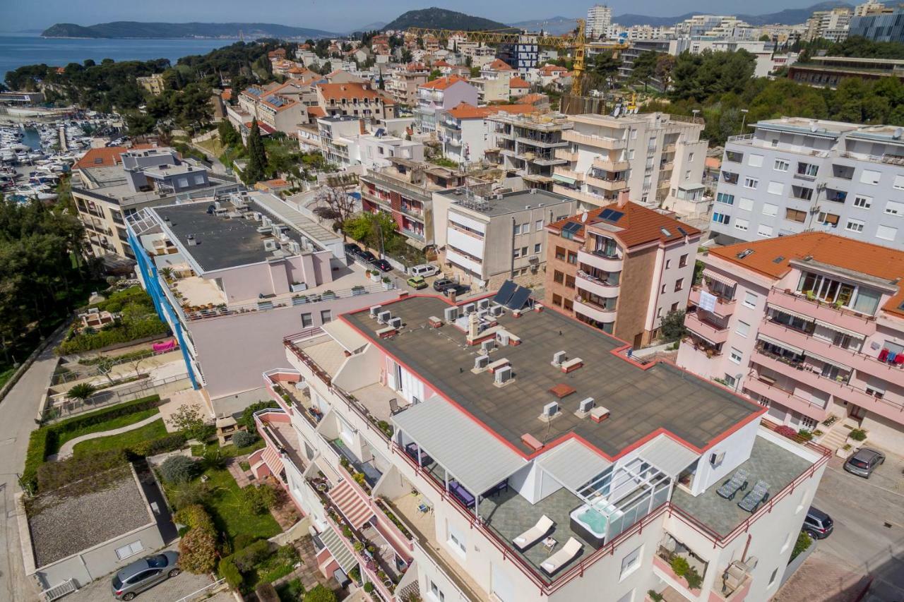 스플리트 Seaside Penthouse With Hot Tub Sky Living 아파트 외부 사진