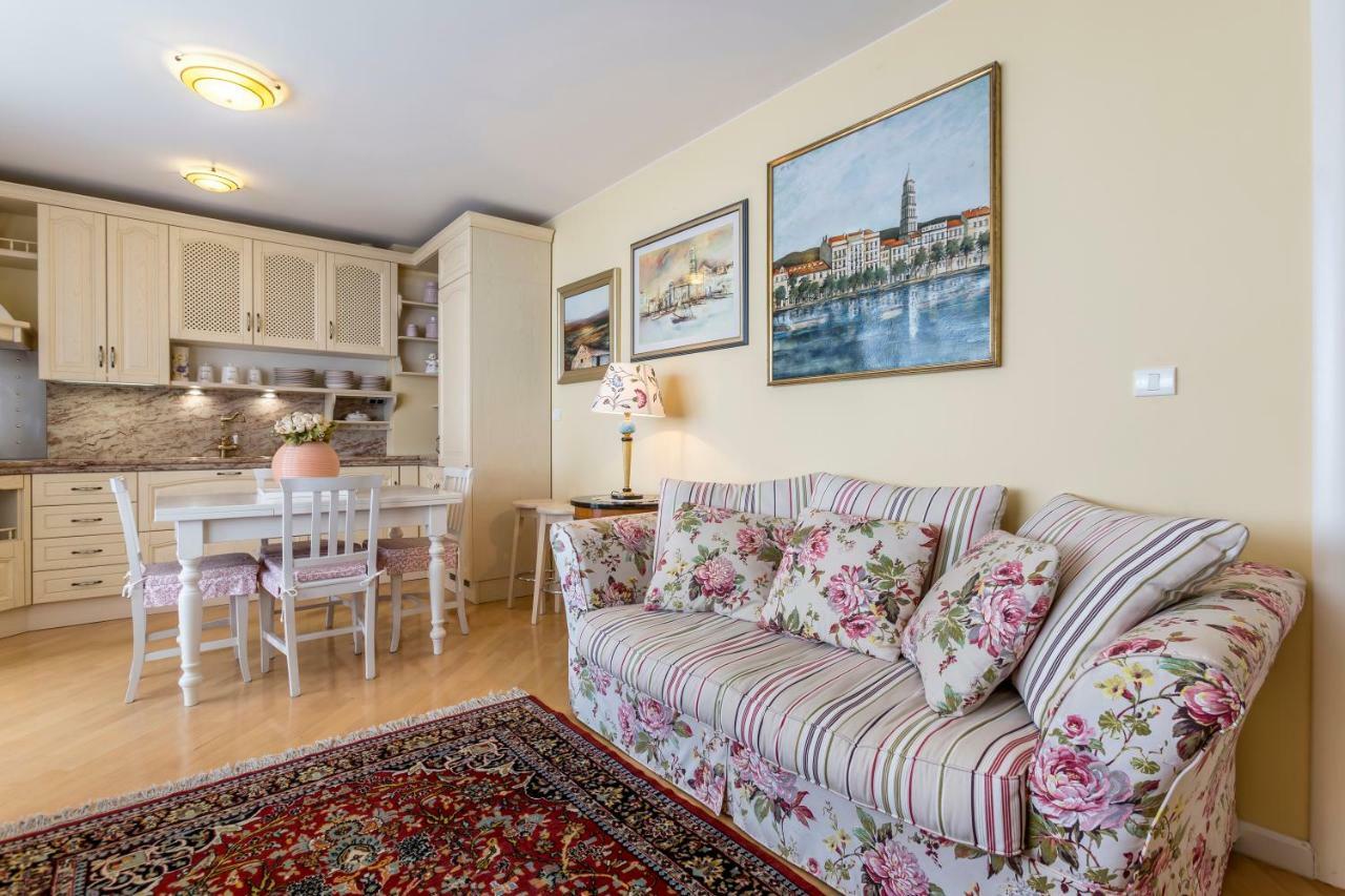 스플리트 Seaside Penthouse With Hot Tub Sky Living 아파트 외부 사진