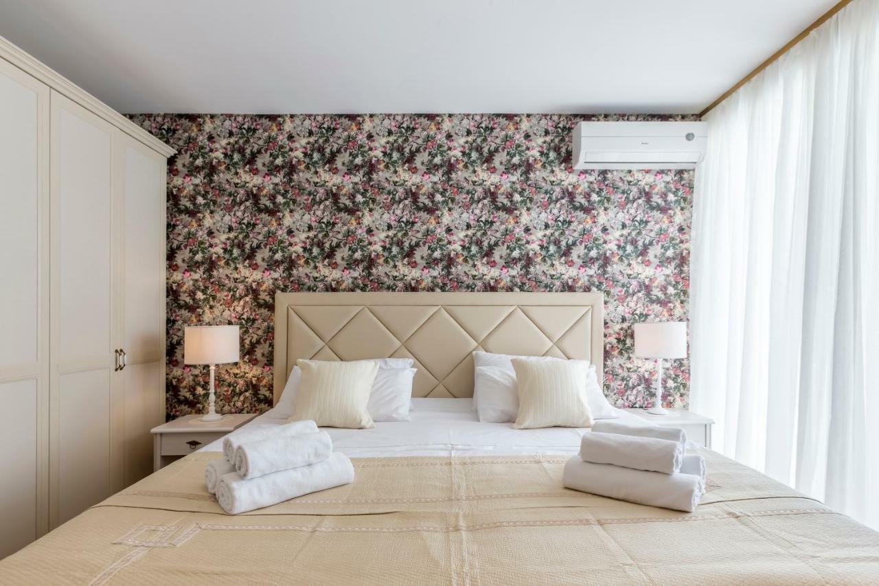 스플리트 Seaside Penthouse With Hot Tub Sky Living 아파트 외부 사진